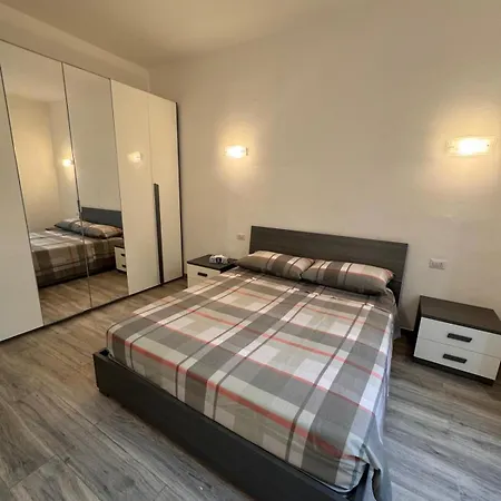 Casa Fiordaliso Lägenhet Lecco
